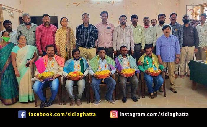 11mar4 Sidlaghatta Taluk Office Event Tehsildar Rajiv