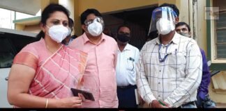 Chikkaballapur DC R Latha Sidlaghatta Covid Review Meeting Tehsildar Health Officers