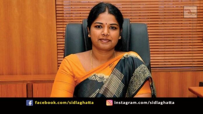 27may4 Shilpa Prabhakar Satish Tirunelveli District collector M K Stalin Special Officer Tamilnadu Sidlaghatta Sri Saraswati Convent Alumni