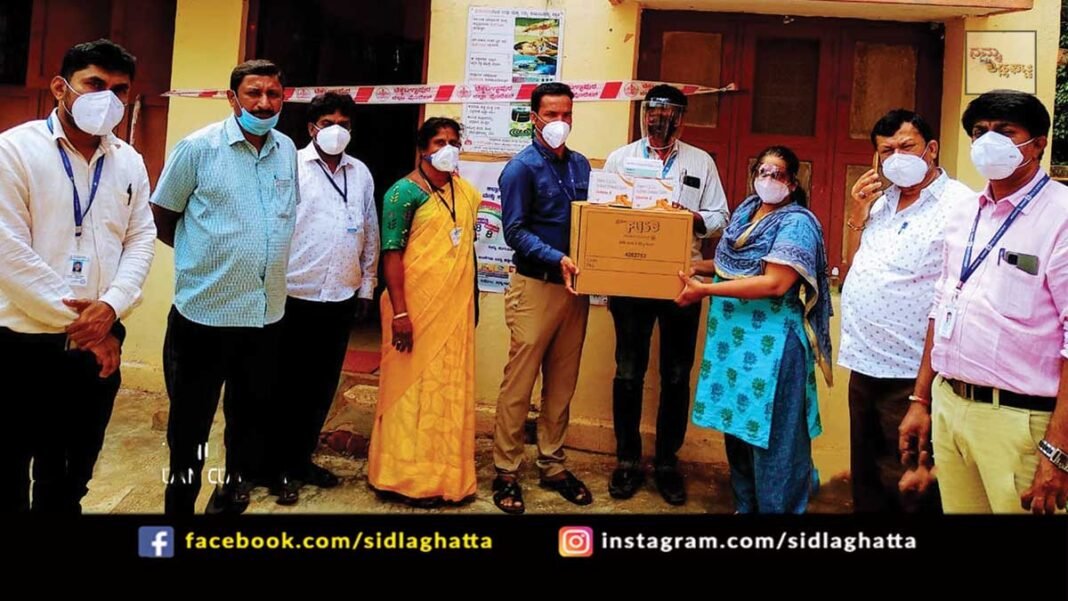Dharmasthala Gramabhivruddi Sangha Sidlaghatta Government Hospital Medicines Donation