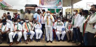 Congress protest BJP Government Petrol Price