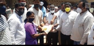 S N Kria Trust Anjinappa Puttu Ration Kits Distribution at Jangamakote