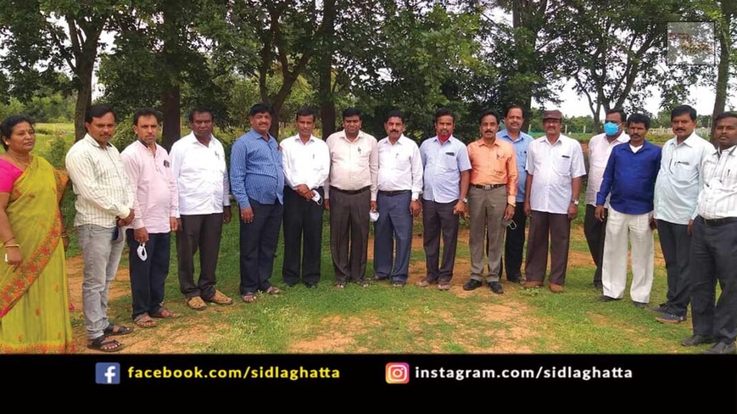 bjp minister proposal teachers sidlaghatta