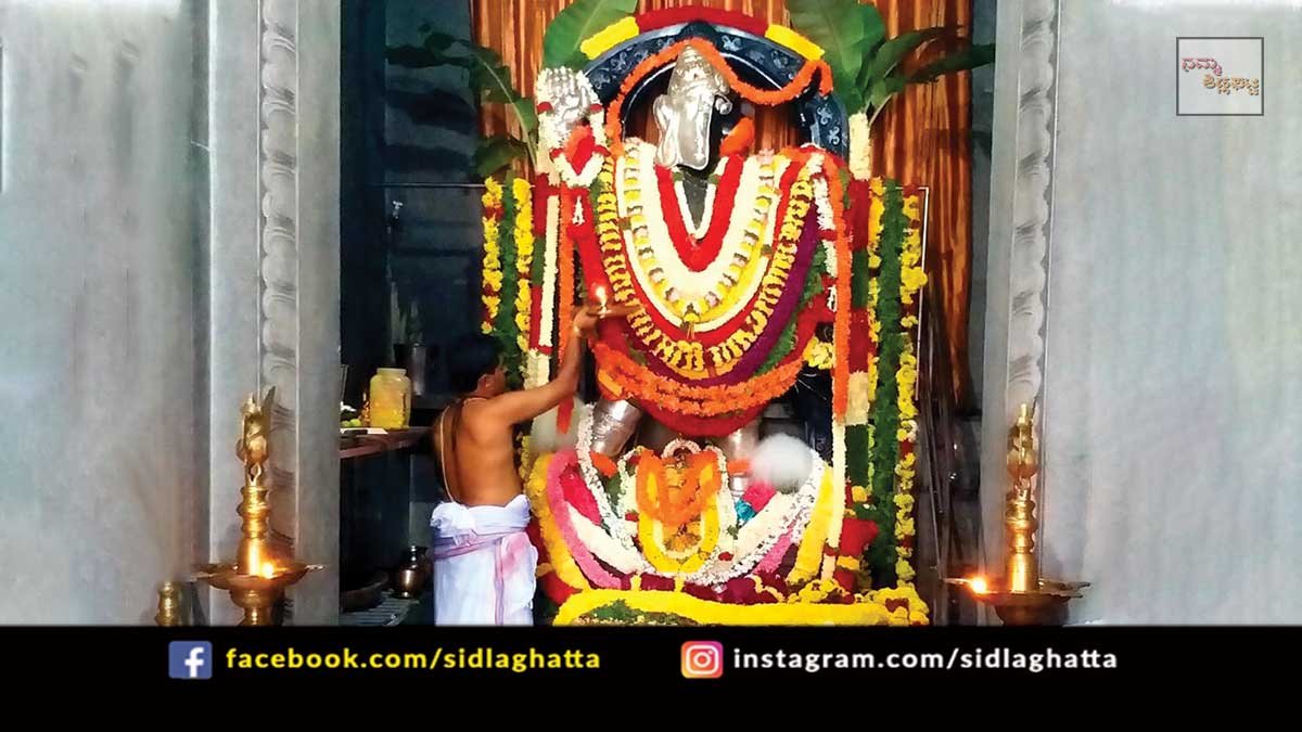 5sep1 Sidlaghatta Shravana Shanivara Last Saturday Pooja Temple