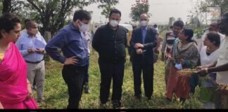 Centre Government Team Visit Rain Affected Sidlaghatta Areas with Chikkaballapur District commissioner R Latha