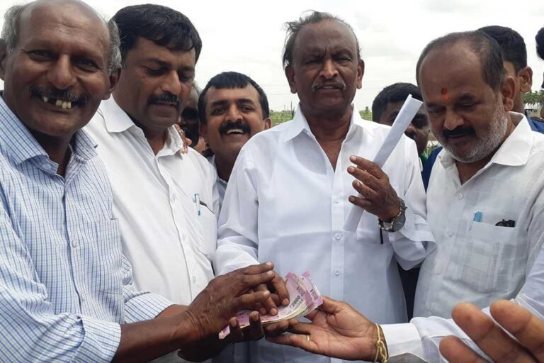 M T B Nagaraj Sidlaghatta Visit
