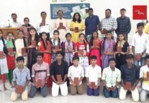Sidlaghatta Bhaktarahalli BMV Education Trust Tablet PC Distribution