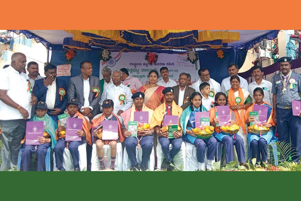 15AugSd01b Sidlaghatta Independence Day