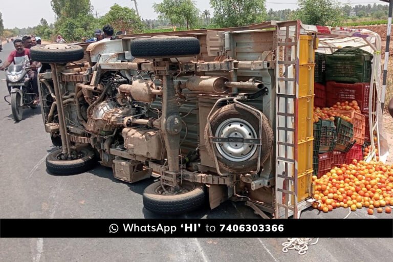 Sidlaghatta Bommanahalli Mini Tempo Accident
