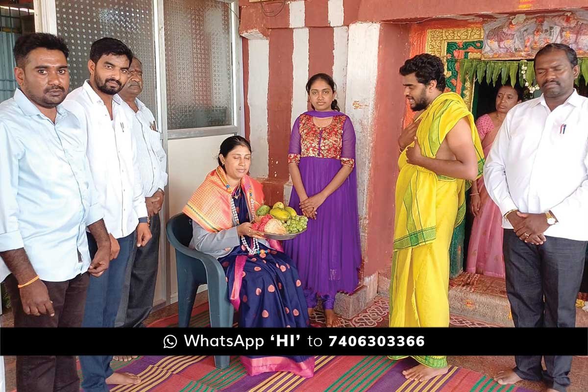23Jun24sa Sidlaghatta Devaramallur Mallurambha Temple Judge Felicitation