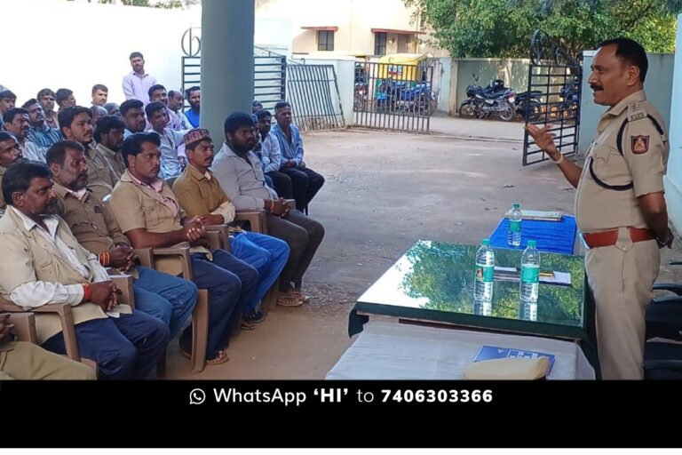 Sidlaghatta DYSP Traffic Rules Awareness