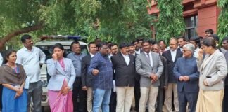 Sidlaghatta Court district administrative judge visit