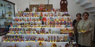Sidlaghatta Traditional Dasara Gombe Habba Celebration