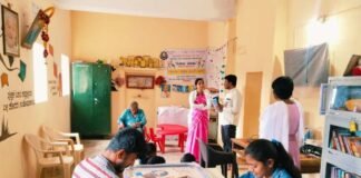 Sidlaghatta Gram Panchayat EO Library visit