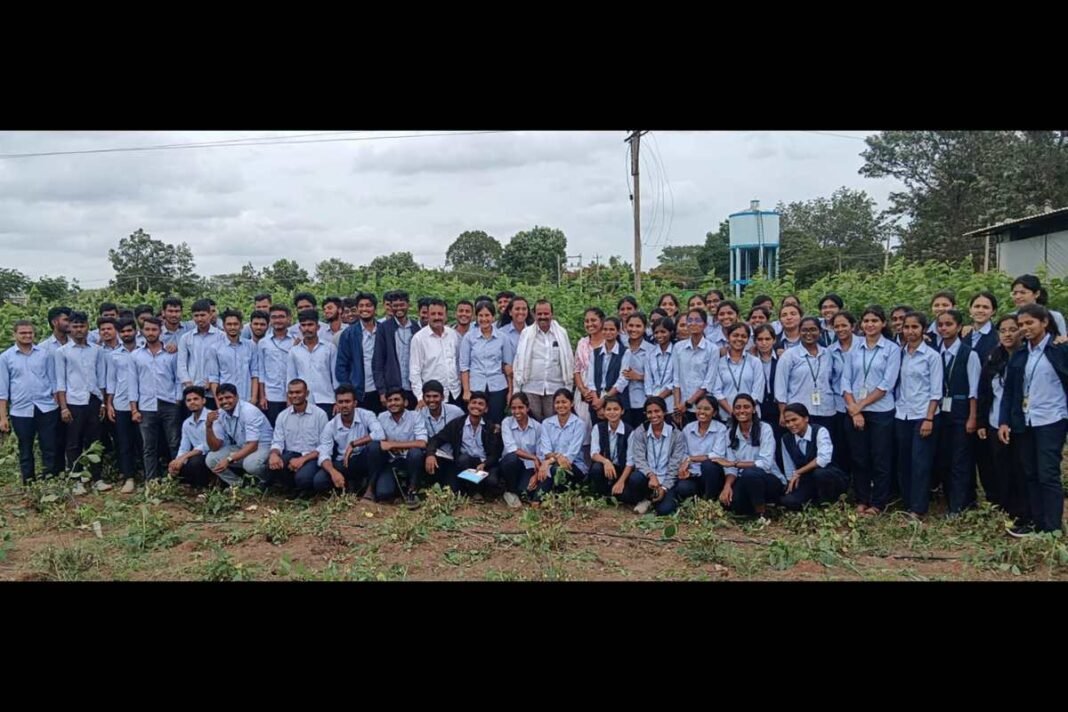 Sidlaghatta Agriculture University Students Field Visit