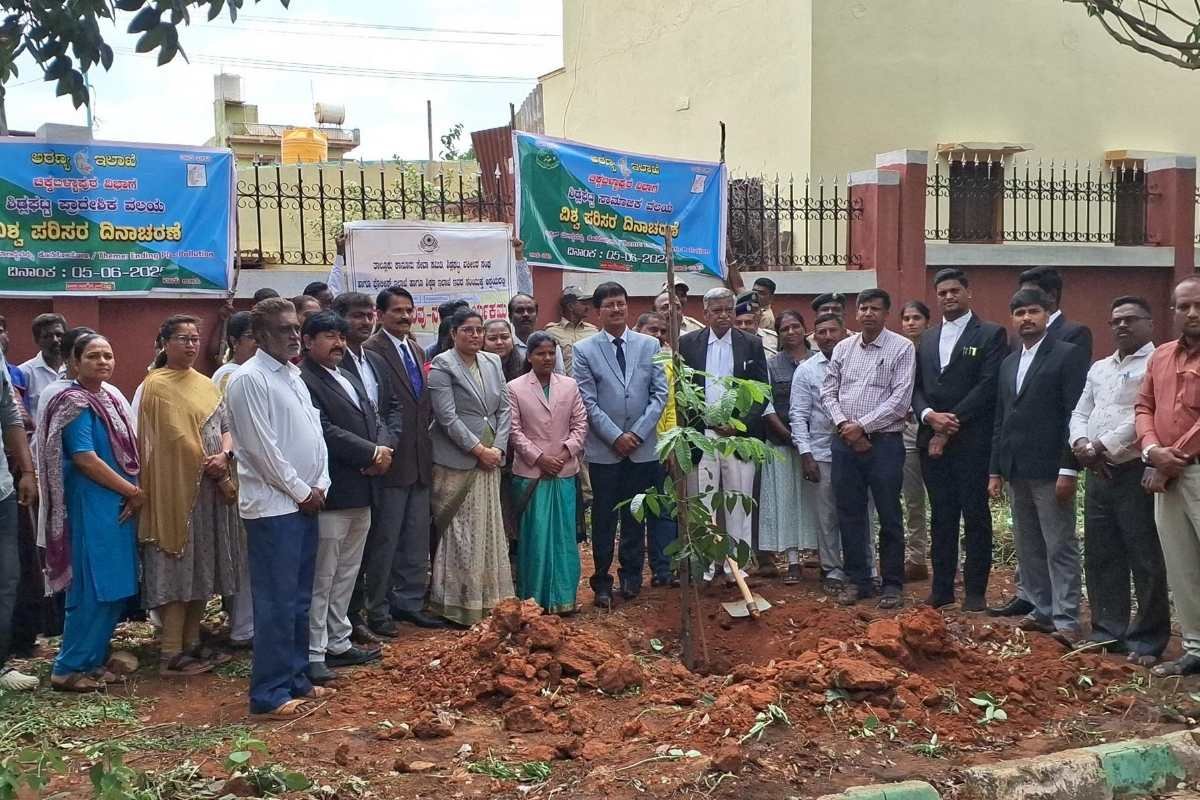 5JunS2 Sidlaghatta Court Environment Day