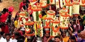 Sidlaghatta Kambadahalli Kalikamba Devi Deepotsava