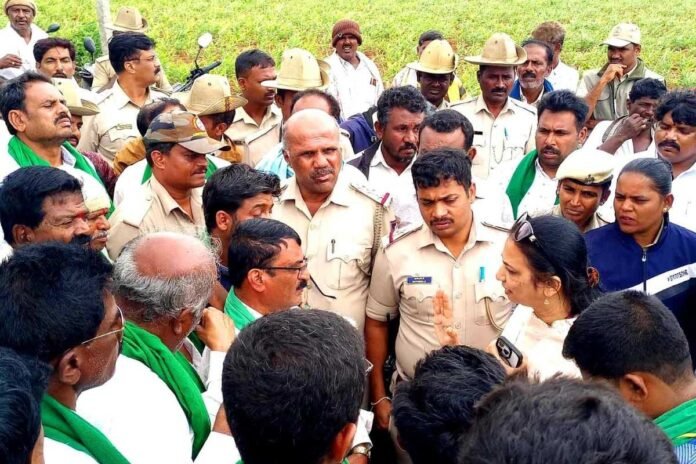 Sidlaghatta Jangamakote farmer land Denotification