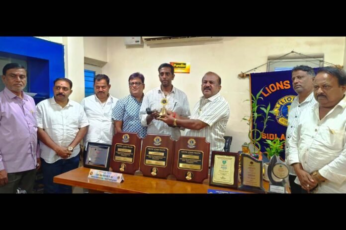 Sidlaghatta Lions club President