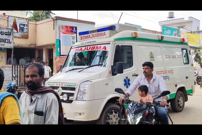 Sidlaghatta Municipal commissioner medical Emergency