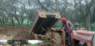 Sidlaghatta Illegal waste dump to lake