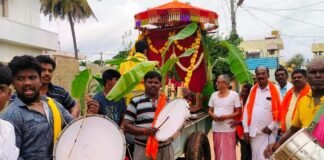 ಮುತ್ತೂರು ಗ್ರಾಮದಲ್ಲಿ ಶ್ರೀ ಆಂಜನೇಯಸ್ವಾಮಿ ಉತ್ಸವ ಸಂಭ್ರಮ Sidlaghatta Muttur Sri Anjaneya Swamy Utsava
