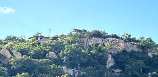 Sidlaghatta Kundalagurki Hill Sri Varadanjaneya Swamy Temple