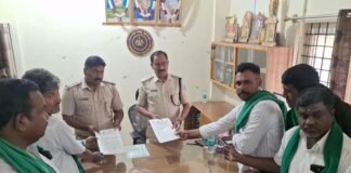 Jangamakote Land Threat Farmers Request Police Action