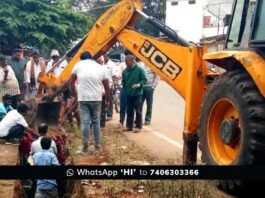 Sidlaghatta Melur youth rescue cow fallen to drain