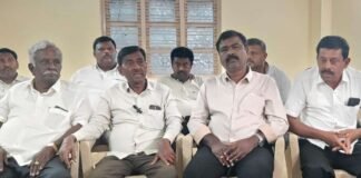 “ರಾಜೀವ್ ಗೌಡರನ್ನು ಕ್ಷೇತ್ರದಿಂದಲೇ ಹೊರಹಾಕಿ” – ಪೌರಾಯುಕ್ತೆ ನಿಂದನೆ ಪ್ರಕರಣಕ್ಕೆ JDS ಕೆಂಡಾಮಂಡಲ Sidlaghatta JDS leaders addressing the press meet