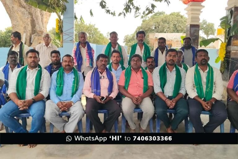 Farmers' meeting at Sri Poojamma Temple, Jangamakote