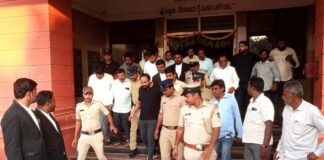 Sidlaghatta Rajeev Gowda Threatening case Bail