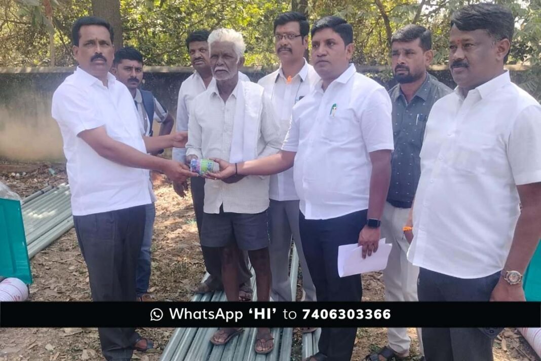 Sidlaghatta dmall and marginal farmers Motor Pump Distribution