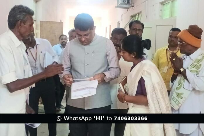 DC Visit Sidlaghatta Citizen Grievance