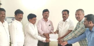 Sidlaghatta Land Surveyors halt work plea to govt