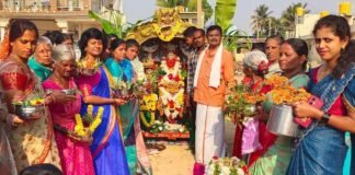 Sidlaghatta Ganganahalli Chowdeshwari Temple Deepotsava