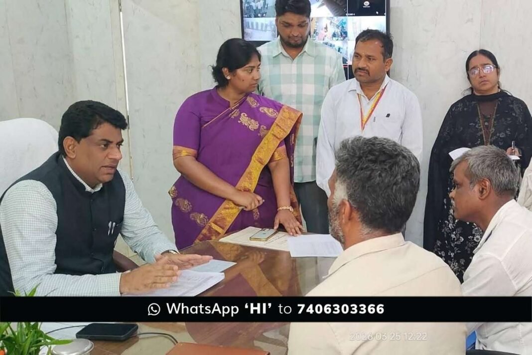 Chikkaballapur DC G Prabhu Visit Sidlaghatta Taluk Office