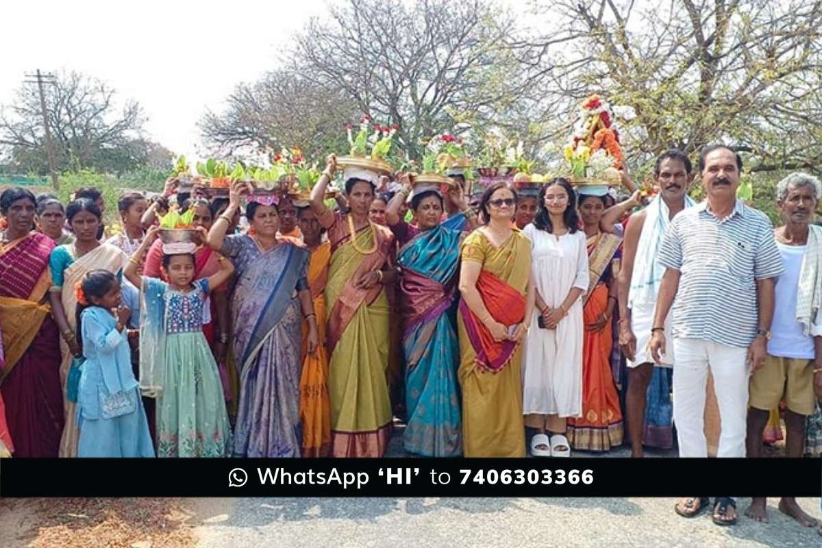 Sidlaghatta Poolakuntlahalli Tambittu Deepotsava