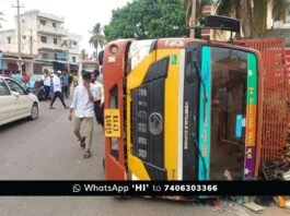Sidlaghatta lorry car accident