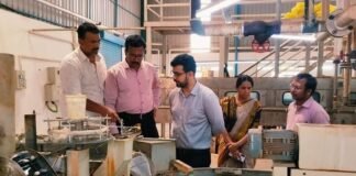 ರೇಷ್ಮೆ ನೂಲು ಬಿಚ್ಚಾಣಿಕೆ ಘಟಕಗಳಿಗೆ ಜಿಲ್ಲಾ ಪಂಚಾಯಿತಿ CEO ಭೇಟಿ XP CEO Dr Naveen Bhat Silk reeling Factories Visit