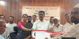 102 ಫಲಾನುಭವಿಗಳಿಗೆ ₹1.98 ಕೋಟಿ ಮೌಲ್ಯದ ಕೆಎಂಡಿಸಿ ಮಂಜೂರಾತಿ ಪತ್ರ ವಿತರಣೆ Sidlaghatta KMDC Sanction Letter Distribution 102 Beneficiaries