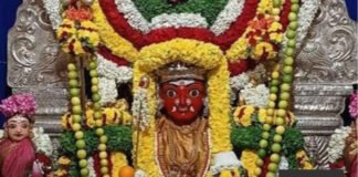ಆಷಾಢ ಶುಕ್ರವಾರ ವಿಶೇಷ ಪೂಜೆ: ರೇಣುಕಾ ಯಲ್ಲಮ್ಮ ದೇವಿಗೆ ಭಕ್ತರ ಆರಾಧನೆ