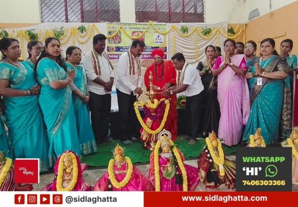 Dharmasthala-Grama-Abhivrudhi-Yojane-Varamahalakshmi-Puja-Sidlaghatta