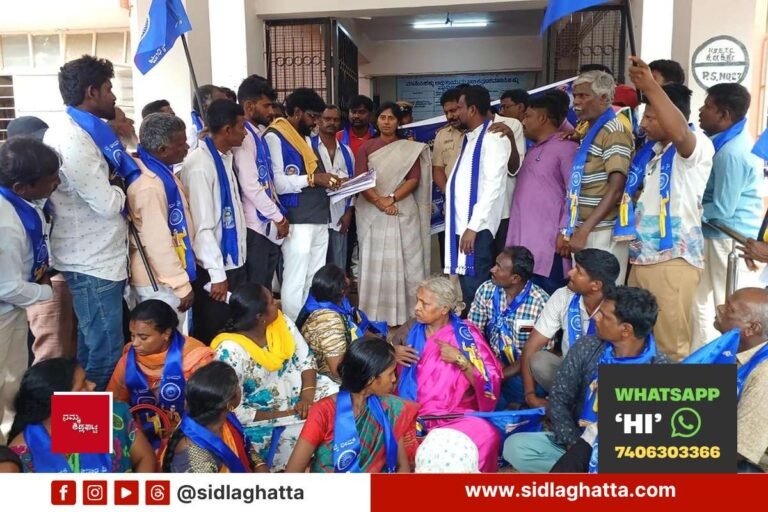 Jamboja-Yuva-Sene-Tahsildar-memorandum-land-cemetery-issues