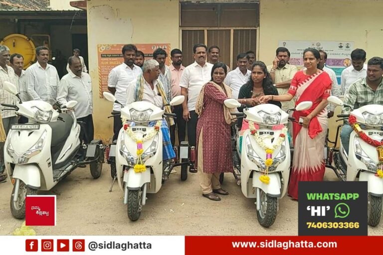 sidlaghatta-divyang-beneficiaries-two-wheeler-distribution-mla