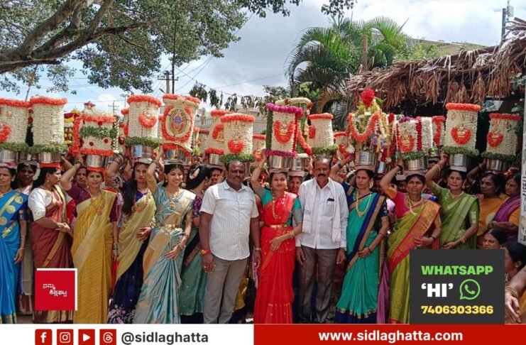 Sidlaghatta Hittalahalli Gram Devate Jatra Mahotsava Thambittu Deepotsava