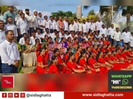Gnana Jyothi school 1990-2002 alumni group photo with former teachers at Guru Vandane reunion, Jangamakote Cross
