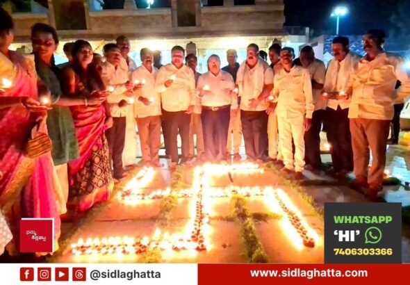 Sidlaghatta-Someshwara-Temple-Deepalankara-BJP-Modi-Birthday