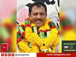S.M. Ravichandra garlanded after being elected Sorakayalahalli milk cooperative president