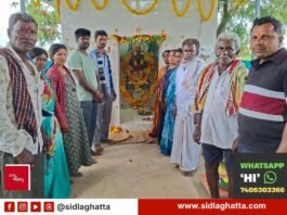 Devotees gathered around the newly consecrated Sri Muneshwara Swamy idol at Gummanahalli, Sidlaghatta taluk
